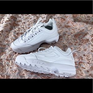White fila disruptor